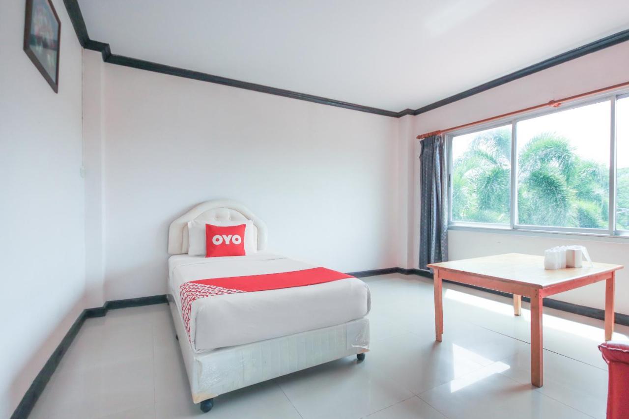 Prickhom Garden Hotel Nakhon Si Thammarat Exterior foto